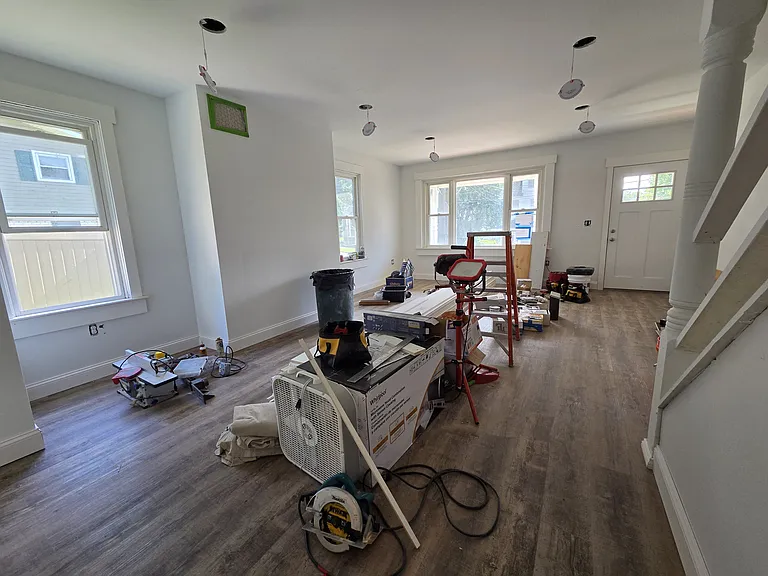 613 Sherman St — Photo 5