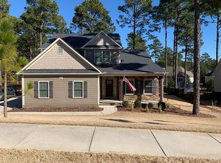 191 Broom Sedge Ln, Southern Pines, NC 28387
