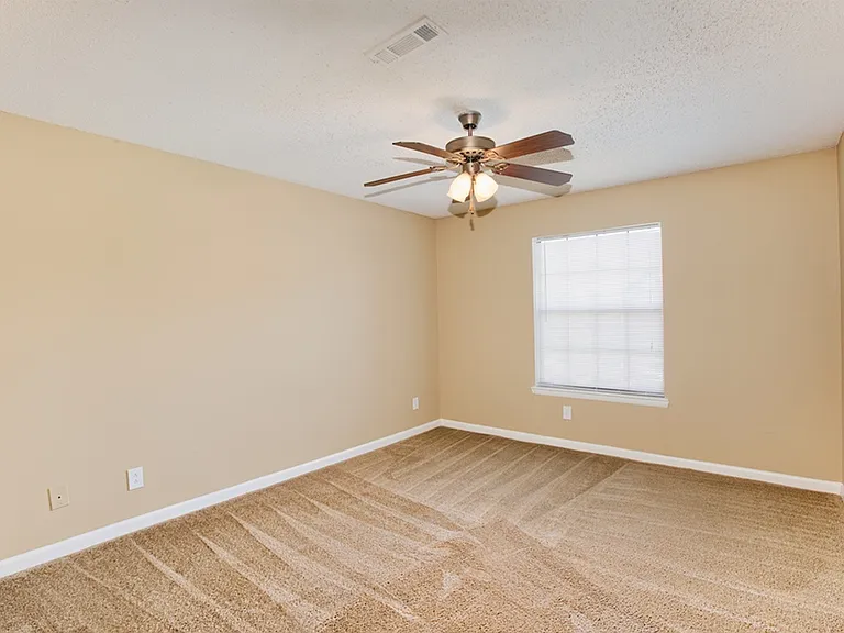 2 Bedroom Luxury-Classic Style