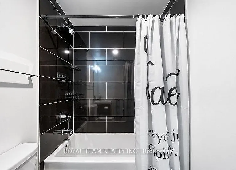 39 Brant St #815 — Photo 20