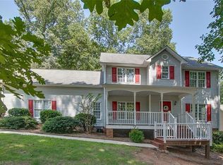 7920 Daltonshire Dr, Oak Ridge, NC 27310