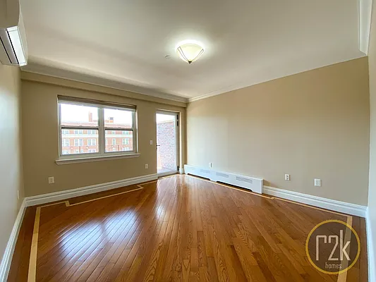 Rented by Realty 2000 Corp | media 67