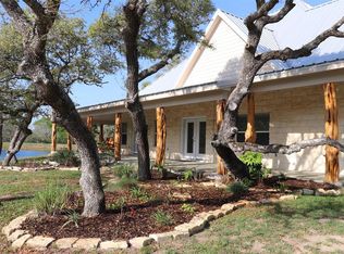 720 County Road 152, Hallettsville, TX 77964