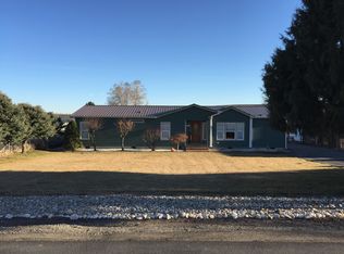 573 W Madison Ave, Glenns Ferry, ID 83623