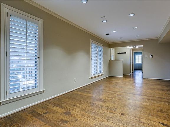 5th image of 7753 La Cosa Dr