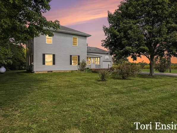 6676 County Farm Rd, Greenville, MI 48838