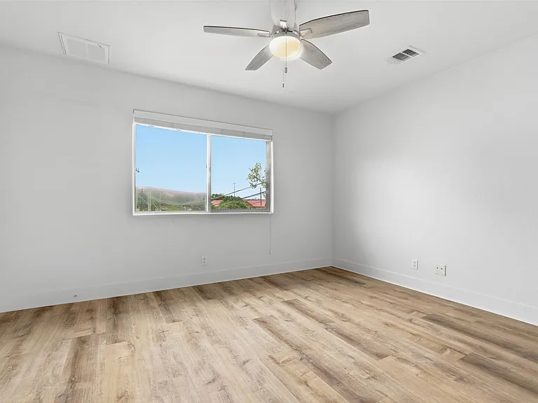 1101 Grove Blvd #201 — Photo 16