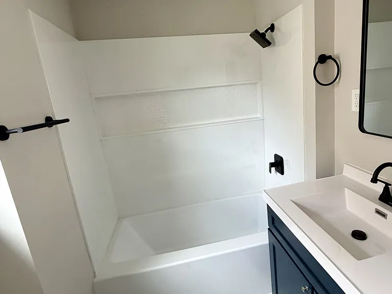 206 Sedgwick St — Photo 9