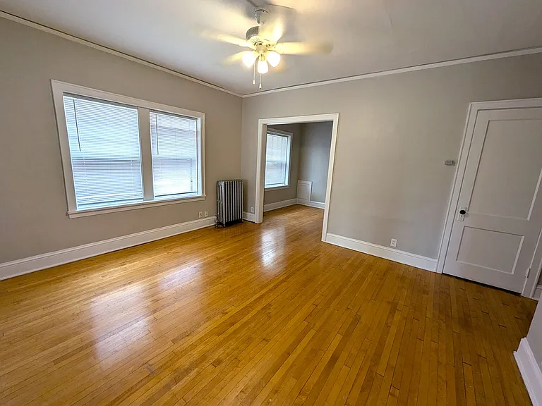 3137 Aldrich Ave S — Photo 2