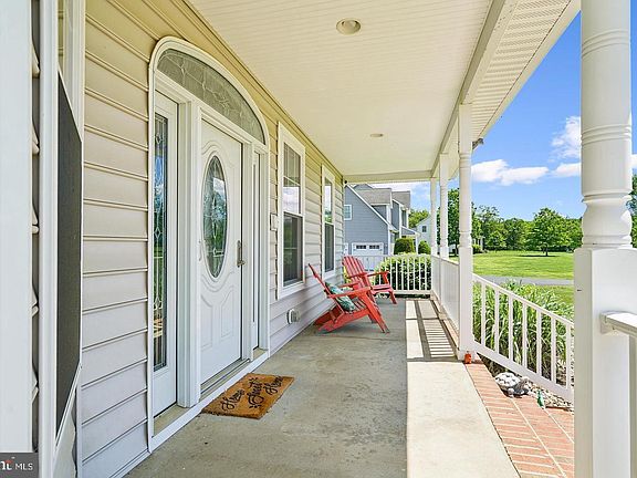 5th image of 112 Browning Ln