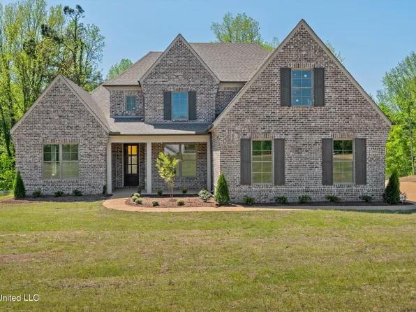 2613 Iverson Dr, Hernando, MS 38632