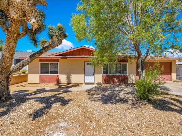 7446 Borrego Trl, Yucca Valley, CA 92284