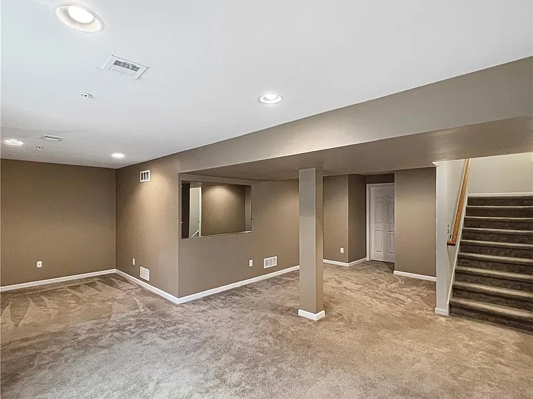 280 Milkweed Dr — Photo 5