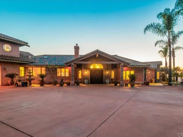 3592 Alta Loma Dr, Jamul, CA 91935