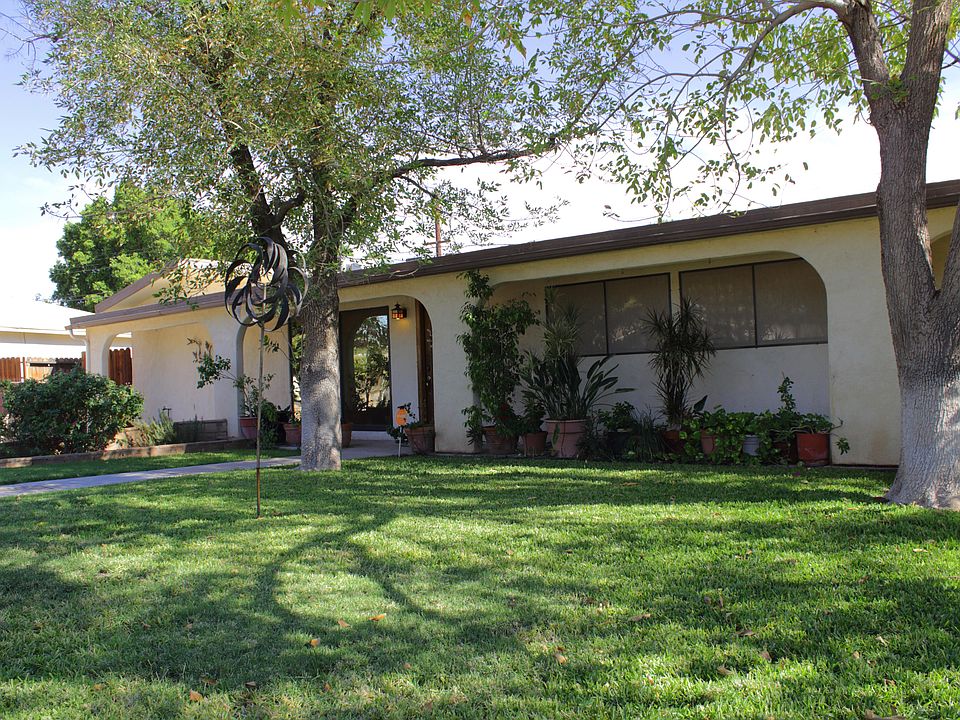 1st image of 730 Circle Dr