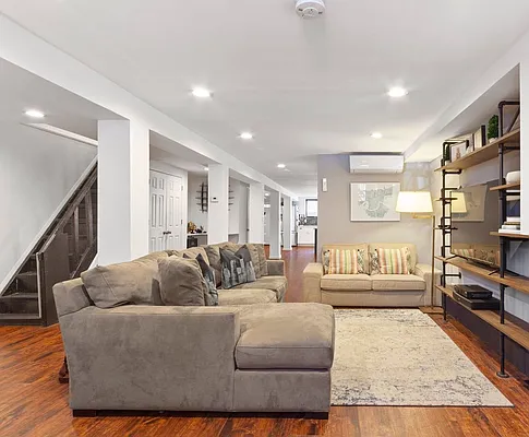 Rented by Compass | media 12