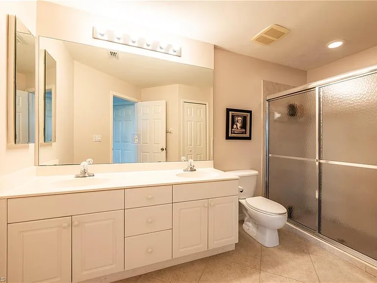15150 Royal Windsor Ln #1403 — Photo 17