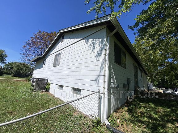 5th image of 11660 Petite Chalet Dr