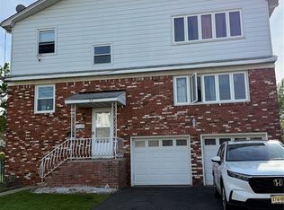 33 E Joseph St, Moonachie, NJ 07074