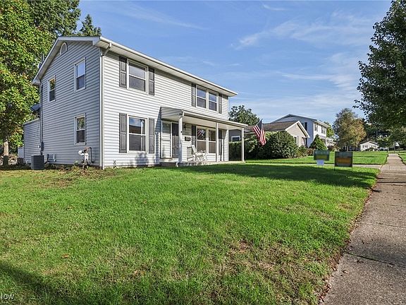 5th image of 2324 Issaquah St