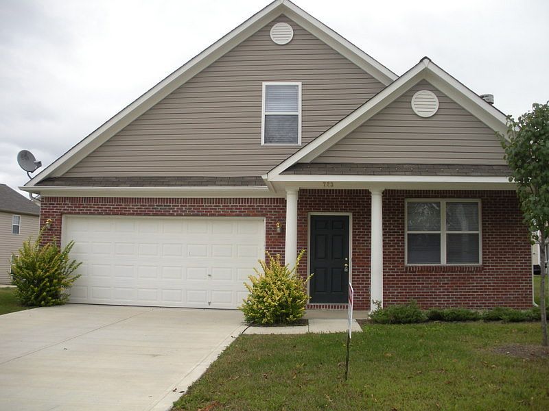1st image of 723 Flying Sun Dr