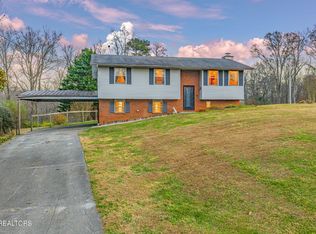 3640 Clover Hill Mill Rd, Maryville, TN 37801