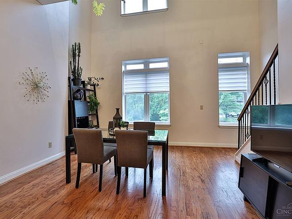 4th image of 2100 Sinton Ave Unit 9