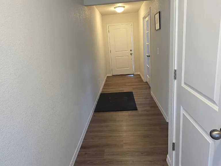 8543 Handey Ct — Photo 3