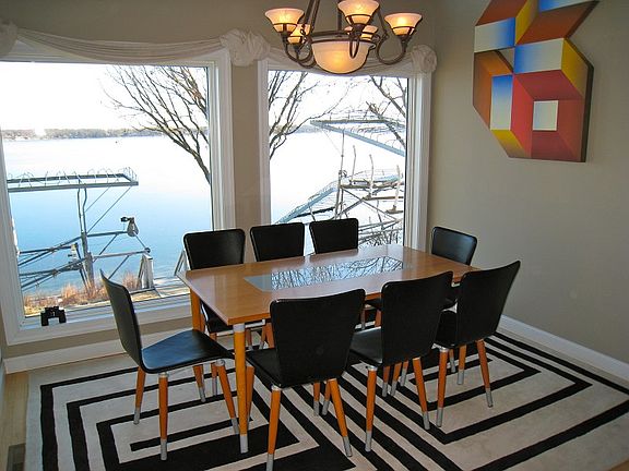 3rd image of 16408 Bayside Dr