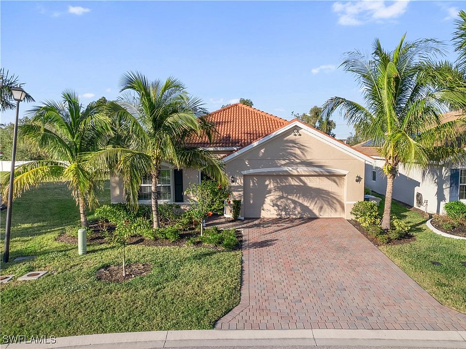 1st image of 3068 Royal Gardens Ave