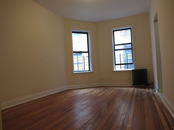 4th image of 403 Audubon Ave APT 4D