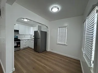 323 1/4 S Avenue 20 — Photo 8