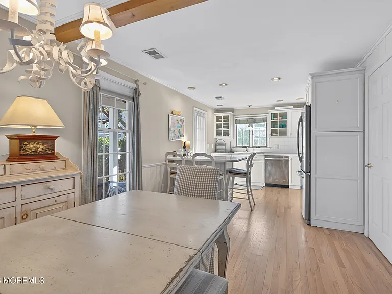 303 Bell Pl — Photo 8