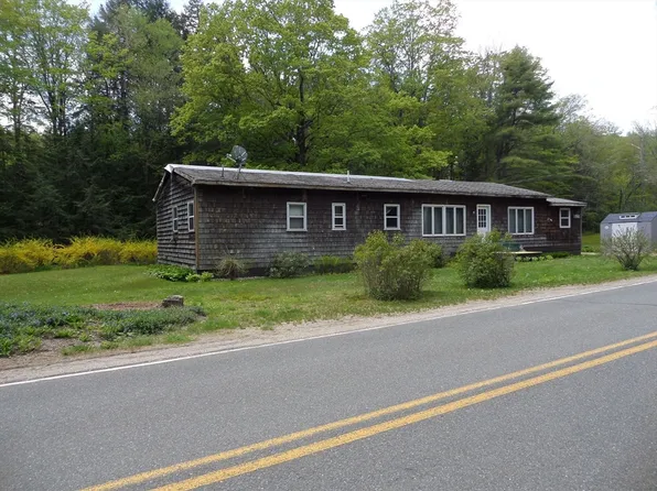 561 Dingle Rd, Worthington, MA 01098
