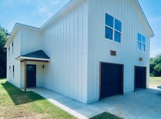 215 S Fairland Ave, Coweta, OK 74429
