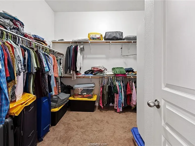 2523 Warkworth Ln — Photo 13