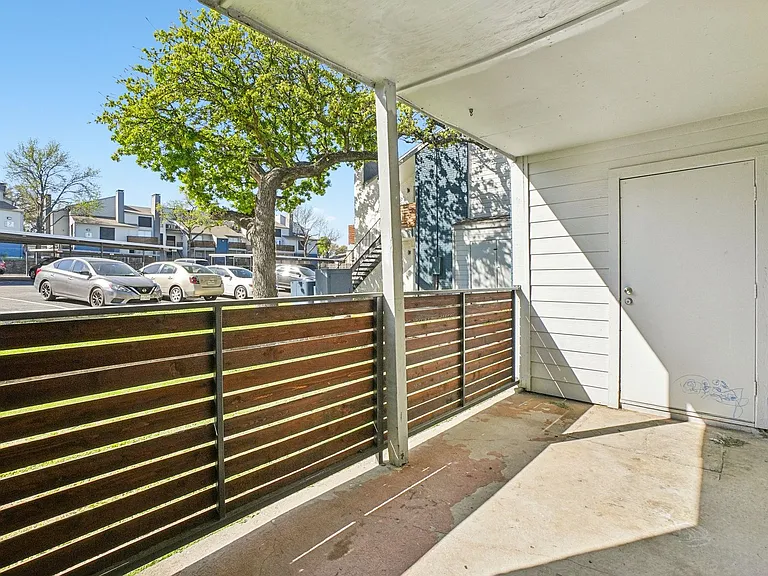 Don't Miss Out Biltmore Homes Leasing Fast — Photo 63