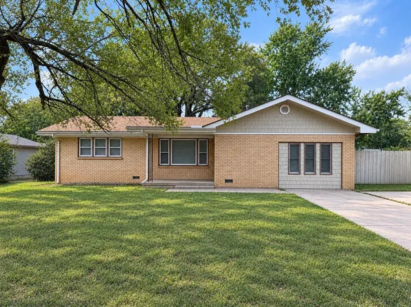 341 S Prospect St, Clearwater, KS 67026