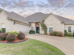 301 Trabecca Cir, Hot Springs, AR 71913