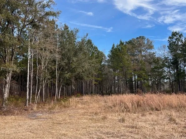 300B Sardis Rd, Ridgeland, SC 29936