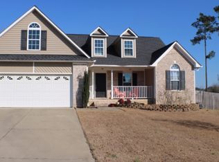 193 Stream Fall Ct, Raeford, NC 28376