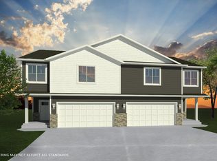 1944 CLASSIC TWIN Plan, Southfield Place, Grand Forks, ND 58201