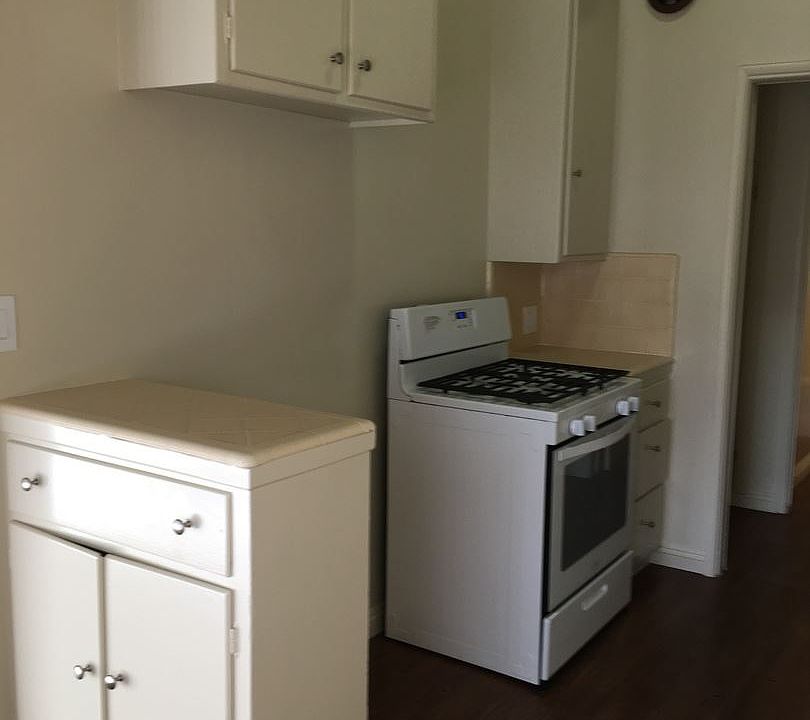 2nd image of 12209 Beverly Blvd APT 7