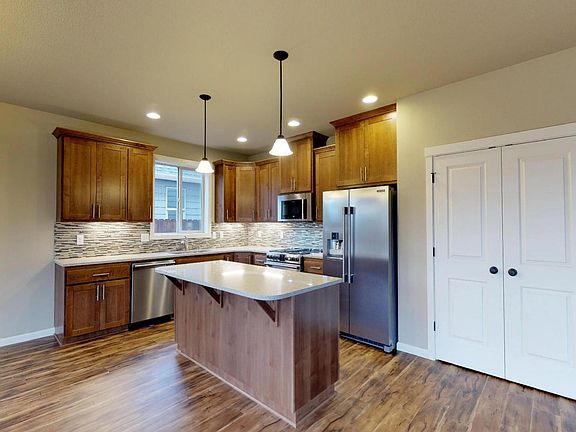 3rd image of 7115 NE 134th St