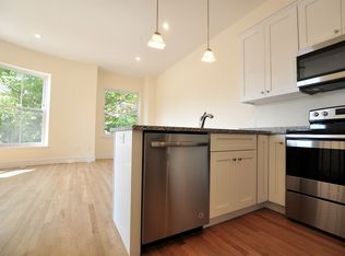 867 Beacon St #1, Boston, MA 02215