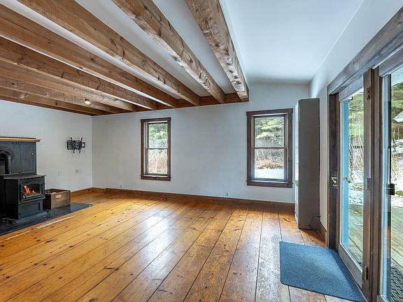 4th image of 15 Melview Ridge