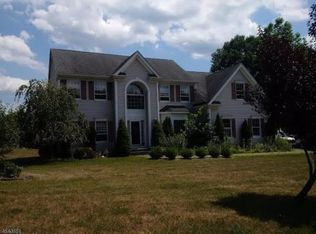 4 Partridge Ln, Milford, NJ 08848