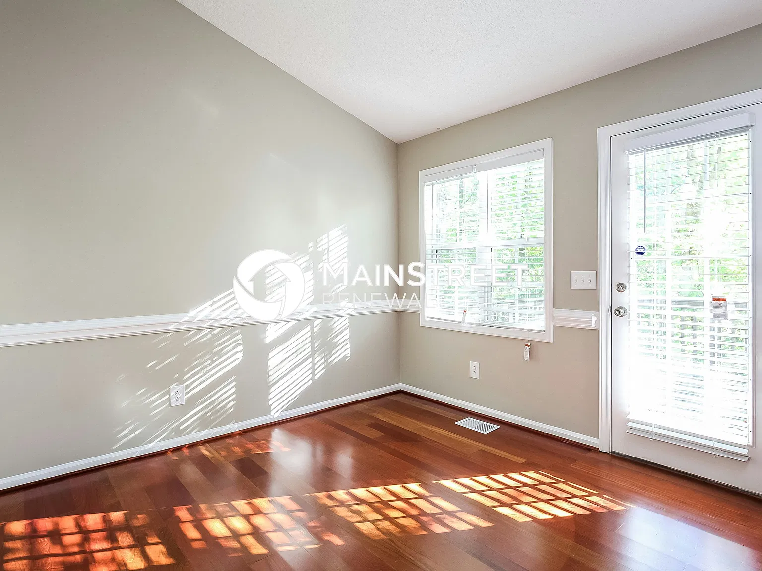 5541 Novack St — Photo 3