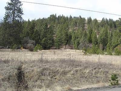 2nd image of 70602 Valley View Rd