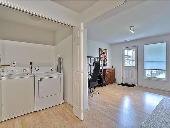 4122 Huckleberry Dr — Photo 14